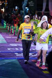 BIB: 4766
                            <button type="button" onclick="openModal(26225427)" class="btn btn-primary btn-sm float-right btn-popup" data-toggle="modal" data-target=".modal-high-quality">
                        <i class="fas fa-shopping-cart"></i> Add to Cart
                    </button>
                                            <button type="button" onclick="isThisMe(26225427, true)" class="btn btn-success btn-sm float-right btn-popup btn-isme hidden" data-toggle="tooltip" data-placement="bottom" title="นี่คือรูปของคุณใช่ไหม คลิกที่นี่เพื่อเอาเข้าอัลบั้ม">
                        <i class="fas fa-plus"></i> Add to album
                    </button>
                    <button type="button" onclick="isThisMe(26225427, false)" class="btn btn-warning btn-sm float-right btn-popup btn-isnotme hidden">
                        <i class="fas fa-ban"></i> Remove from album
                    </button>